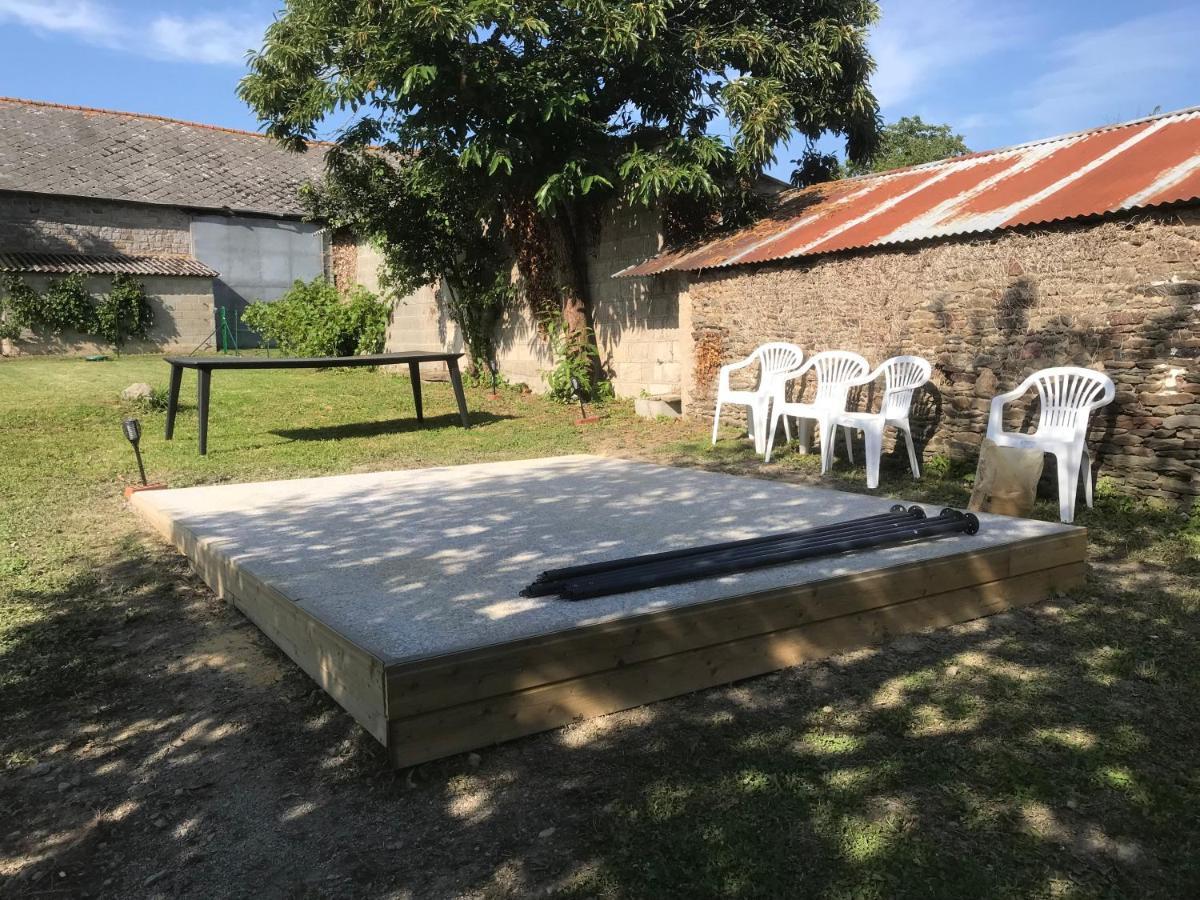Hebergements Situes A 6 Kms Du Mont Saint Michel Apartment Tanis